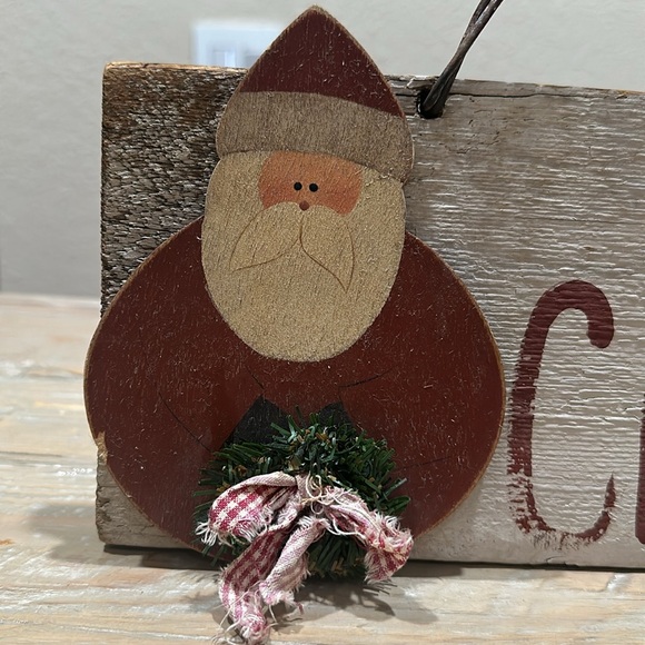 Rustic Merry Christmas Wood Sign - Picture 2 of 13